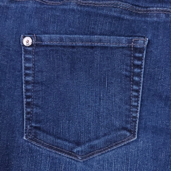 CAbi Jeans Size 4 - Picture 6 of 7